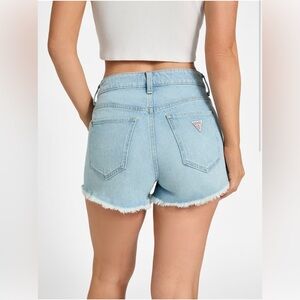 Guess Denim Mom Shorts – Size 31, Like New
